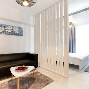 https://unirii-studio.bucharesthotelsnow.com